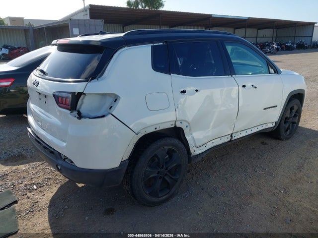 3C4NJCBB8JT502861 Jeep Compass Altitude Fwd