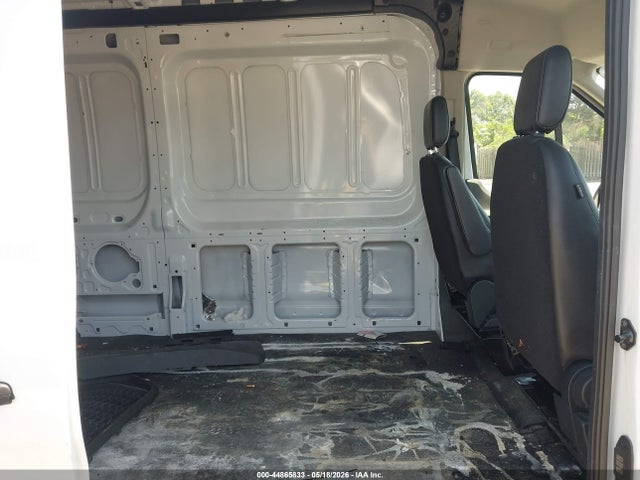 44865833 :رقم المزاد ، 1FTBR1C87NKA66563 vin ، 2022 Ford Transit-250 مزاد بيع