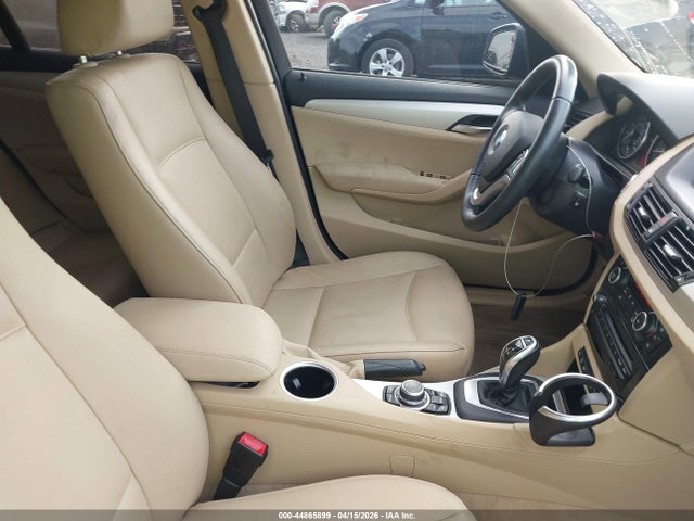 Продажа на аукционе авто 2015 Bmw X1 Xdrive28i, vin: WBAVL1C53FVY37120, номер лота: 44865899