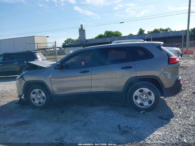 Aukcja sprzedaży 2017 Jeep Cherokee Sport Fwd, vin: 1C4PJLAB2HW585332, numer aukcji: 44865932