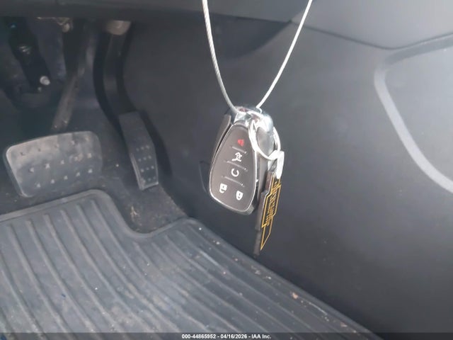 3GNKBJRS4KS668061 Chevrolet BLAZER RS