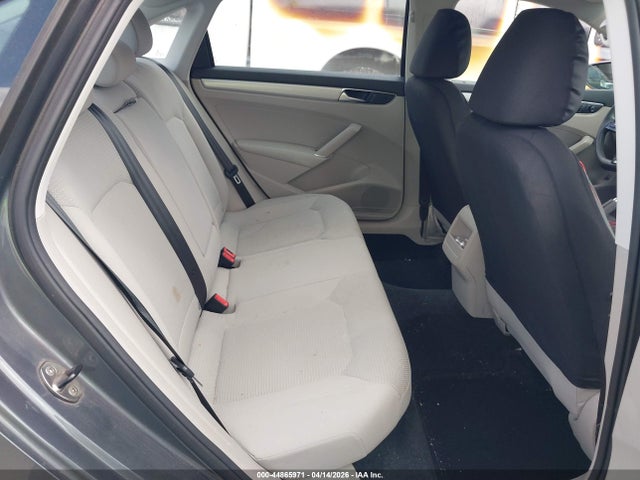 44865971 :رقم المزاد ، 1VWAS7A34GC045545 vin ، 2016 Volkswagen Passat 1.8t S مزاد بيع