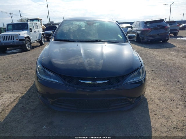 2016 Chrysler 200 S მანქანა იყიდება აუქციონზე, vin: 1C3CCCDG2GN122342, აუქციონის ნომერი: 44866001