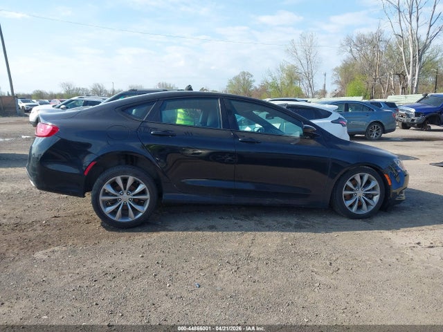 2016 Chrysler 200 S მანქანა იყიდება აუქციონზე, vin: 1C3CCCDG2GN122342, აუქციონის ნომერი: 44866001