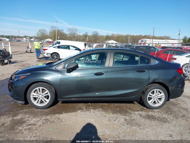 Продажа на аукционе авто 2018 Chevrolet Cruze Lt Auto, vin: 1G1BE5SM1J7163801, номер лота: 44866011
