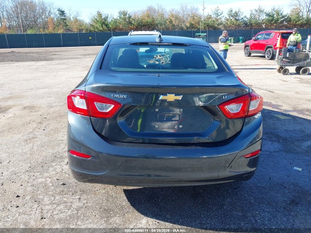 Продажа на аукционе авто 2018 Chevrolet Cruze Lt Auto, vin: 1G1BE5SM1J7163801, номер лота: 44866011