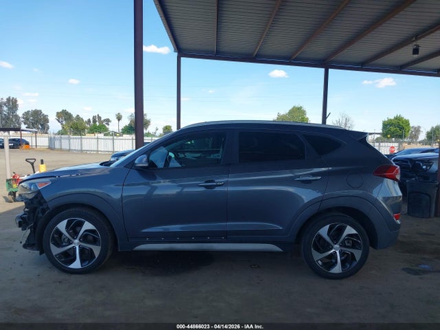KM8J33A21HU525839 Hyundai Tucson Sport