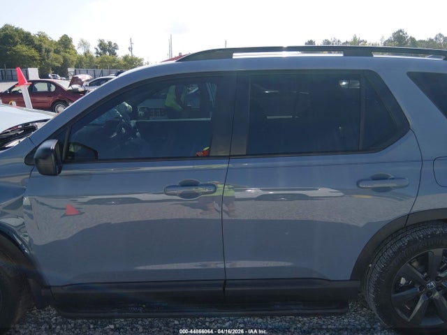 Продажа на аукционе авто 2026 Honda Pilot Sport, vin: 5FNYG2H30TB002507, номер лота: 44866064