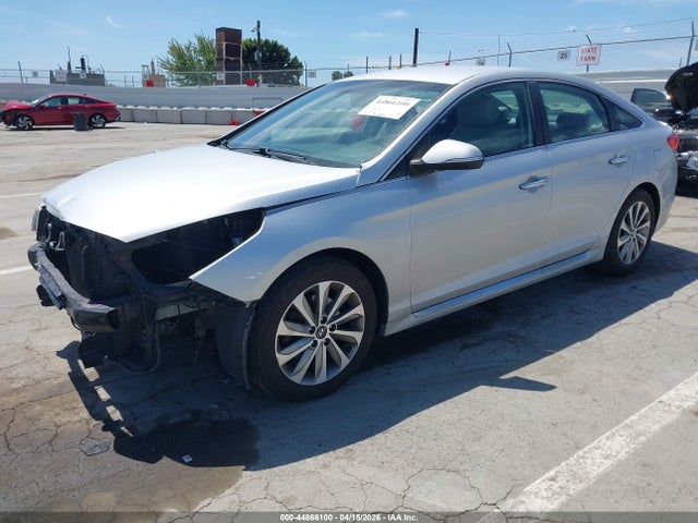 Hyundai Sonata Sport 2015 5NPE34AF4FH095861 Image 2