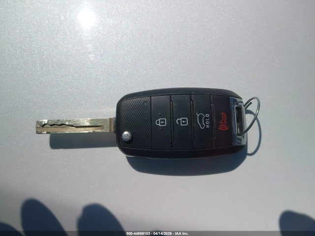 5XYPG4A34JG416994 KIA Sorento 2.4l Lx