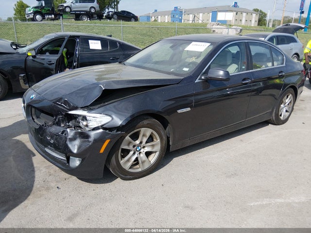 2013 Bmw 528i მანქანა იყიდება აუქციონზე, vin: WBAXG5C50DD231426, აუქციონის ნომერი: 44866132