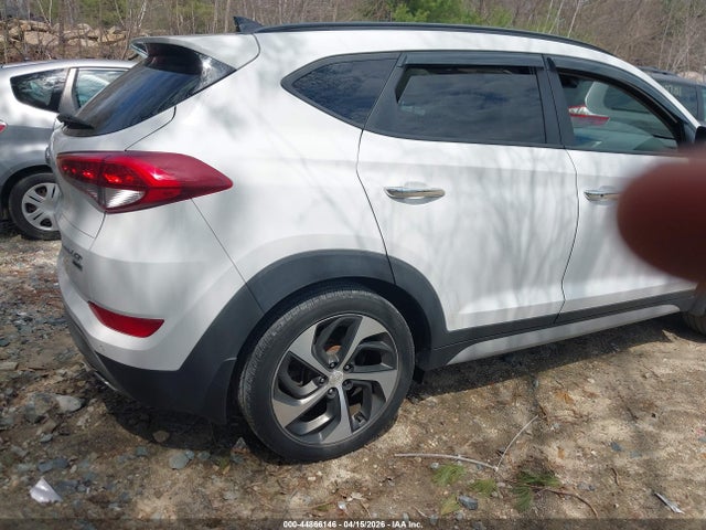 2018 Hyundai Tucson Limited მანქანა იყიდება აუქციონზე, vin: KM8J3CA29JU674232, აუქციონის ნომერი: 44866146