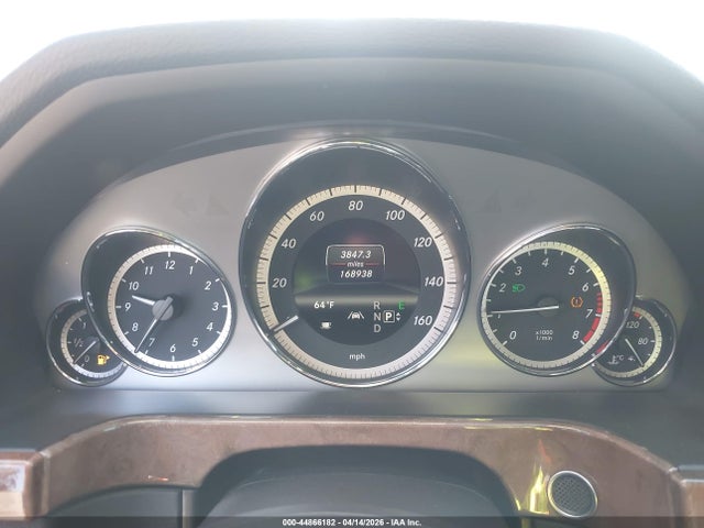 2013 Mercedes-benz E 350 მანქანა იყიდება აუქციონზე, vin: WDDHF5KB5DA724124, აუქციონის ნომერი: 44866182