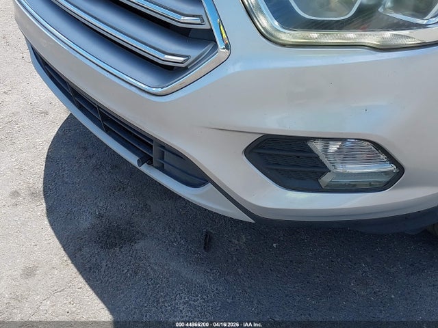 Продажа на аукционе авто 2017 Ford Escape Titanium, vin: 1FMCU0JD1HUC72253, номер лота: 44866200
