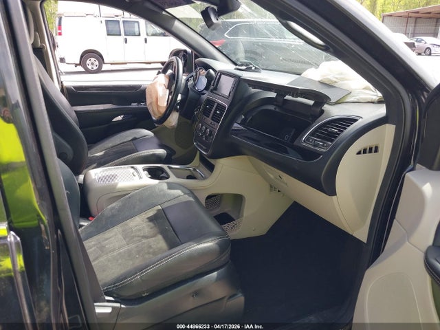 Продажа на аукционе авто 2019 Dodge Grand Caravan Sxt, vin: 2C4RDGCG0KR765411, номер лота: 44866233