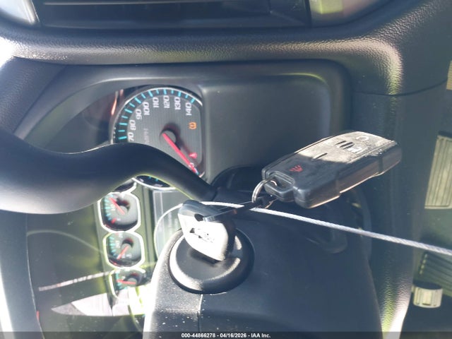 3GCUKREC6JG610940 Chevrolet Silverado 1500 2lt