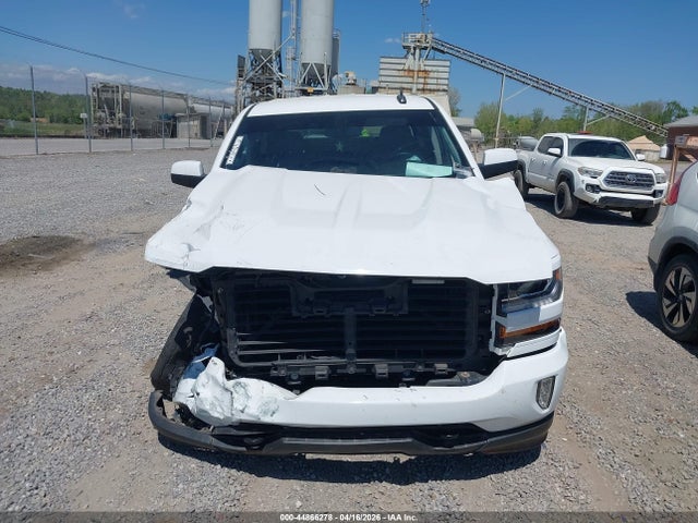 3GCUKREC6JG610940 Chevrolet Silverado 1500 2lt