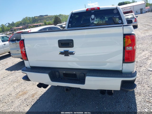 3GCUKREC6JG610940 Chevrolet Silverado 1500 2lt