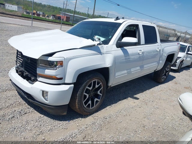 3GCUKREC6JG610940 Chevrolet Silverado 1500 2lt
