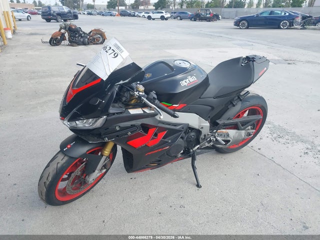 2024 Aprilia Rsv4 1100 მანქანა იყიდება აუქციონზე, vin: ZD4KYUA01RS001123, აუქციონის ნომერი: 44866279