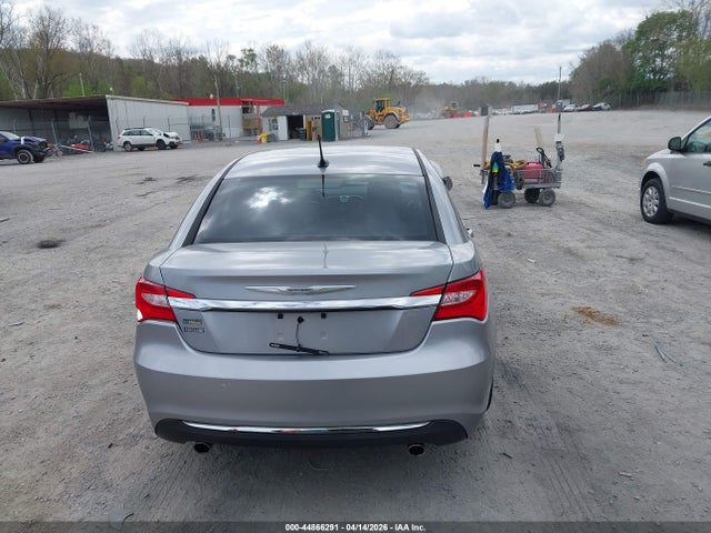 2014 Chrysler 200 Touring მანქანა იყიდება აუქციონზე, vin: 1C3CCBBG5EN106999, აუქციონის ნომერი: 44866291