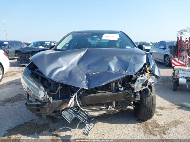 Продаж на аукціоні авто 2018 Toyota Corolla Le, vin: 5YFBURHE4JP786734, номер лоту: 44866304