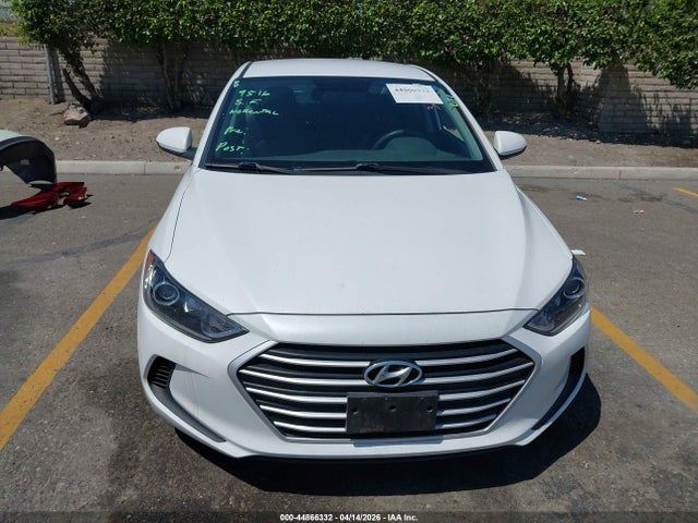5NPD84LFXJH376372 Hyundai ELANTRA SEL