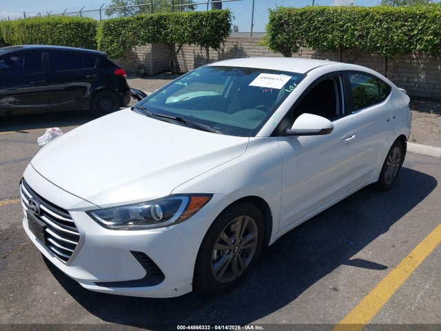 5NPD84LFXJH376372 Hyundai ELANTRA SEL