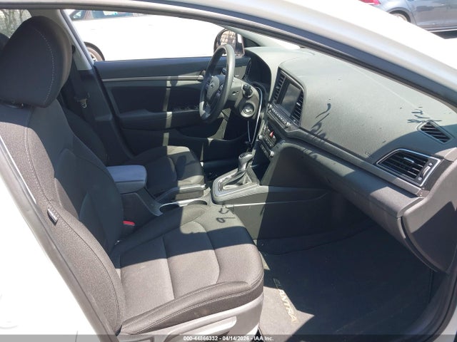 5NPD84LFXJH376372 Hyundai ELANTRA SEL