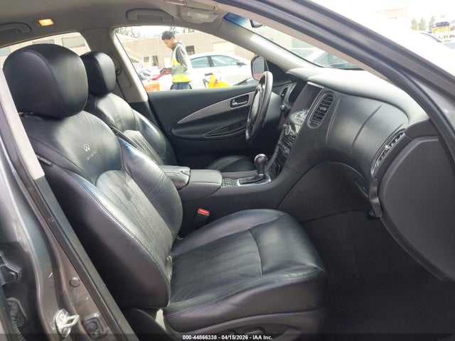 44866338 :رقم المزاد ، JN1AJ0HP9BM801270 vin ، 2011 Infiniti Ex35 مزاد بيع
