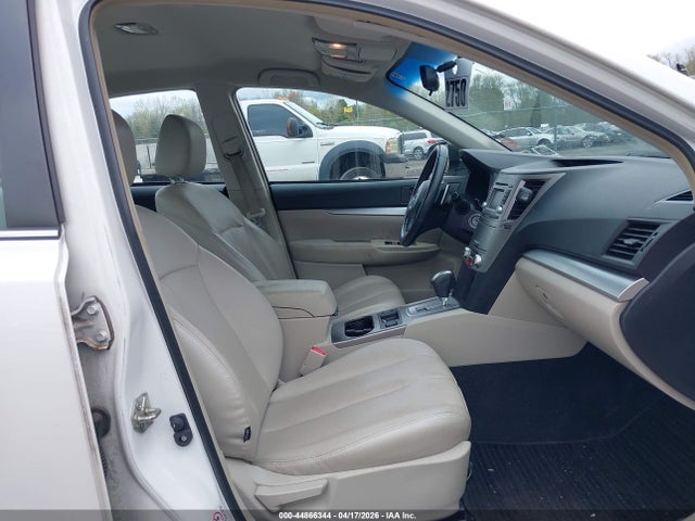 Продажа на аукционе авто 2014 Subaru Legacy 2.5i Premium, vin: 4S3BMBC63E3036862, номер лота: 44866344