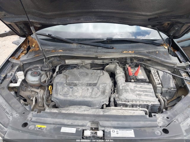 44866364 :رقم المزاد ، 3VV3B7AX0JM167227 vin ، 2018 Volkswagen Tiguan 2.0t Se/2.0t Sel مزاد بيع