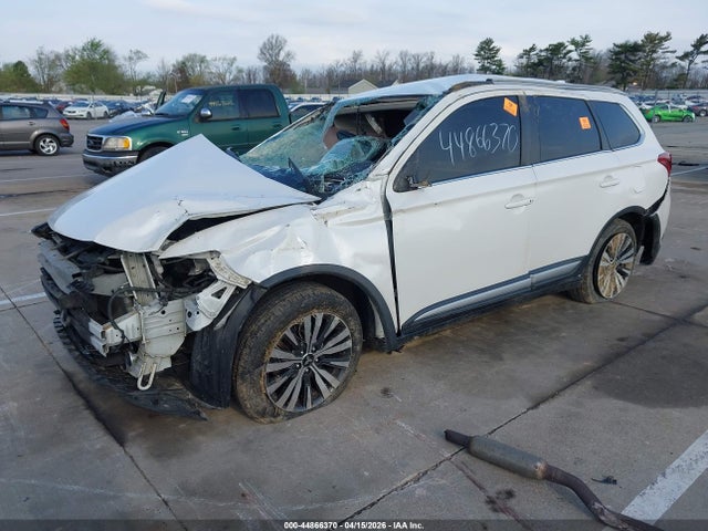 JA4AZ3A37KZ026821 Mitsubishi Outlander Sel