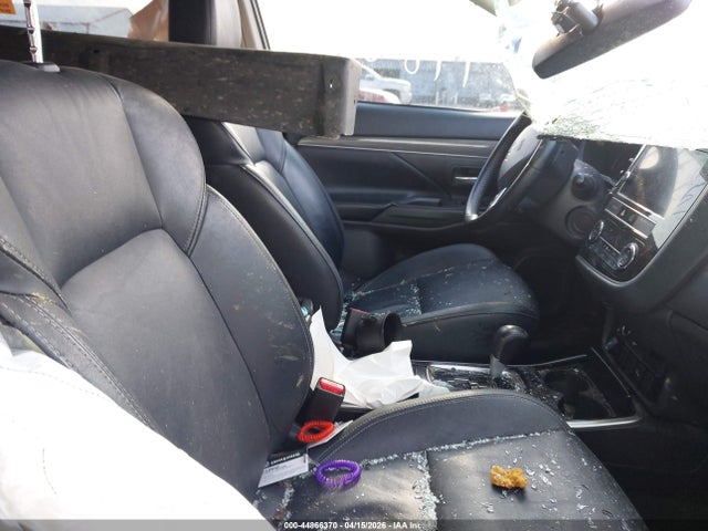 JA4AZ3A37KZ026821 Mitsubishi Outlander Sel
