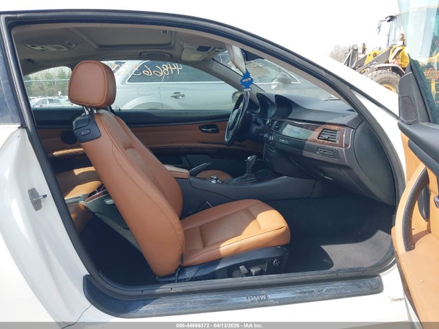 2011 BMW 335I WBAKF9C52BE619611 Photo 4