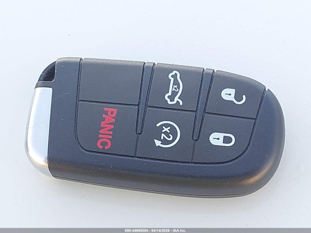 ZACCJABB1JPJ10756 Jeep Renegade Latitude Fwd