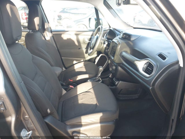ZACCJABB1JPJ10756 Jeep Renegade Latitude Fwd