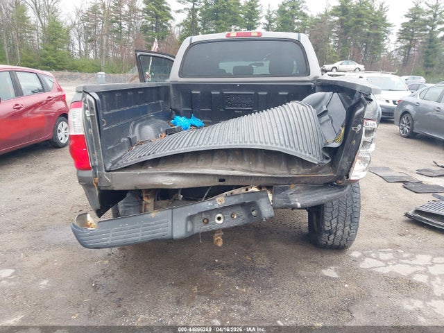 Aukcja sprzedaży 2005 Toyota Tundra Sr5 V8, vin: 5TBDT44125S481885, numer aukcji: 44866389