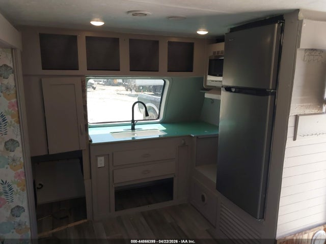 Auction sale of the 2022 Coachmen Freedom Express Ultr, vin: 5ZT2FERB9NW025071, lot number: 44866399