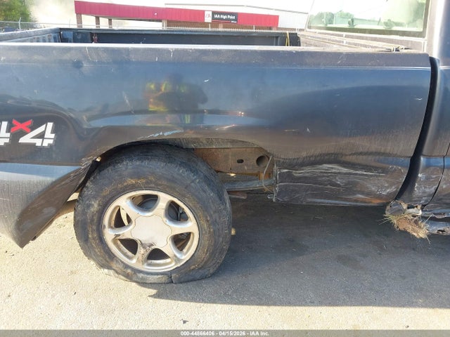 Aukcja sprzedaży 2003 Gmc Sierra 1500, vin: 2GTEK19V431197896, numer aukcji: 44866406