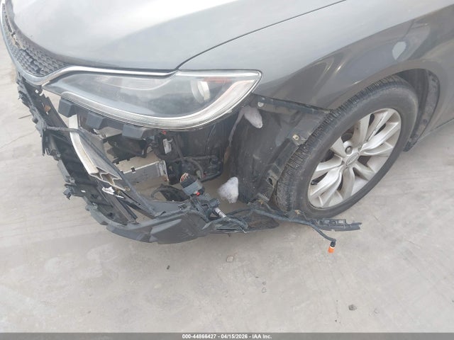 44866427 :رقم المزاد ، 1C3CCCCB5FN619034 vin ، 2015 Chrysler 200 C مزاد بيع