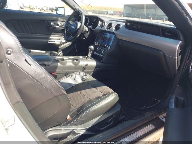 Ford Mustang Ecoboost Premium Fastback 2020 1FA6P8TH4L5139213 Image 5
