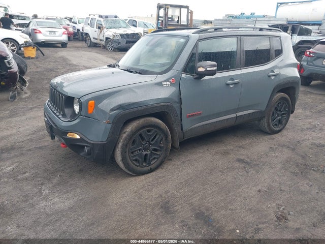 2018 Jeep Renegade Trailhawk 4x4 მანქანა იყიდება აუქციონზე, vin: ZACCJBCB6JPJ02186, აუქციონის ნომერი: 44866477