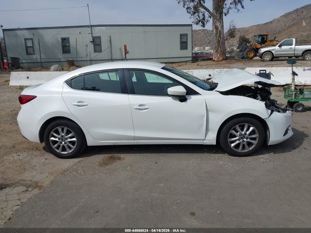 Aukcja sprzedaży 2018 Mazda Mazda3 Sport, vin: 3MZBN1U73JM197961, numer aukcji: 44866524
