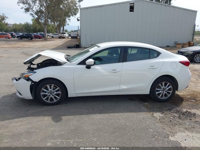 Aukcja sprzedaży 2018 Mazda Mazda3 Sport, vin: 3MZBN1U73JM197961, numer aukcji: 44866524