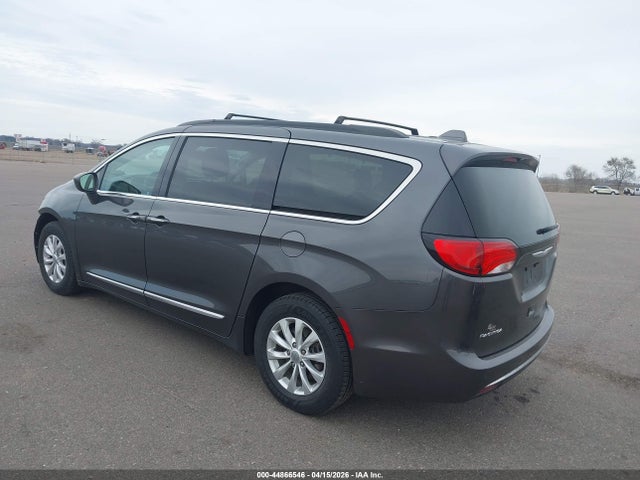 2C4RC1BG4HR501828 Chrysler Pacifica Touring-l