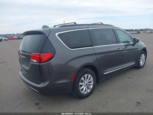 2C4RC1BG4HR501828 Chrysler Pacifica Touring-l