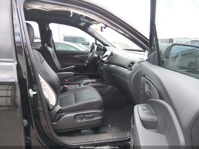 44866567 :رقم المزاد ، 5FNYF8H57NB028564 vin ، 2022 Honda Passport Awd Ex-l مزاد بيع