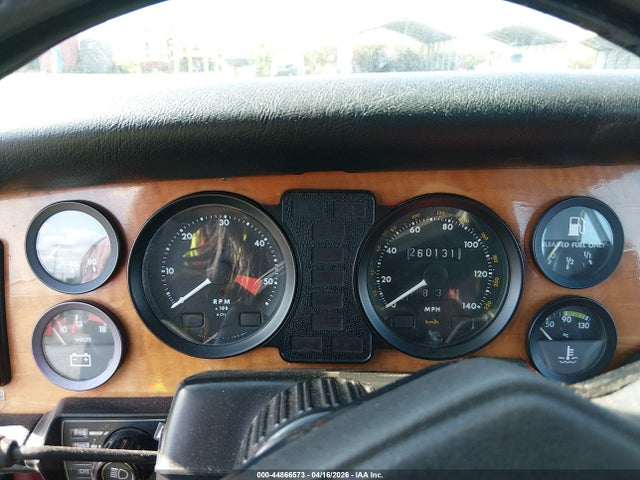 44866573 :رقم المزاد ، SAJAV1347FC414251 vin ، 1985 Jaguar Xj6 مزاد بيع
