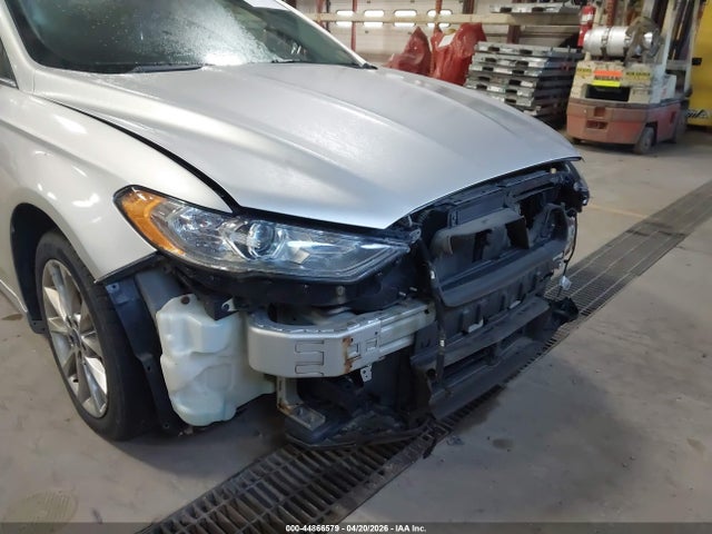 Ford FUSION SE 2017 3FA6P0H70HR118980 Image 17